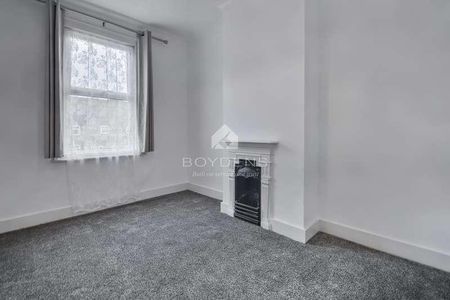 Victoria Road, Walton On The Naze, CO14 - Photo 4