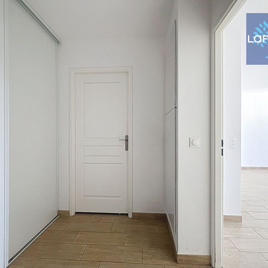 Apartment - Photo 1