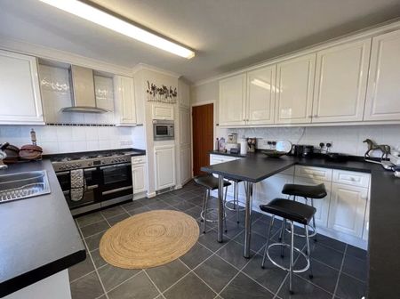 4 bedroom house to rent - Photo 4