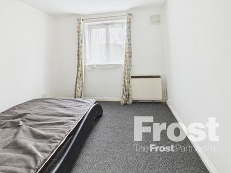 Upton Park, Slough, Berkshire,SL1 - Photo 2