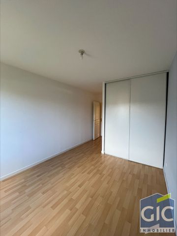 Location Appartement 4 pièces 79m² - Photo 4