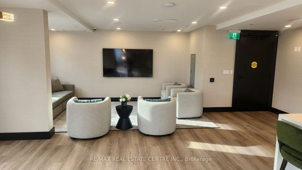 For Lease - 2343 Khalsa Gate Unit# 107, Oakville, Ontario - Photo 1