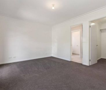 Well Presented 4 Bedroom Family Home - Photo 3