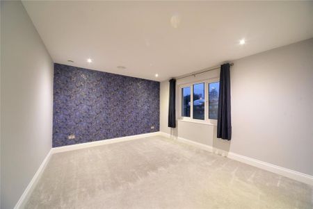 4 bedroom bungalow to rent - Photo 2