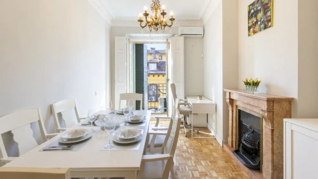 3-bedroom apartment for rent in Sol - Foto 1