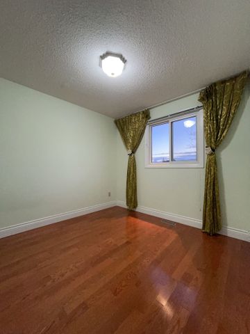 For Lease - 2200 Sixth Line, Oakville, Ontario - Photo 4
