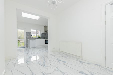 4 bedroom house to rent - Photo 2