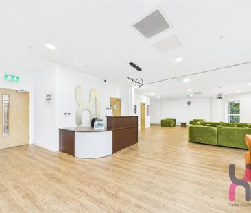 Studio to rent - Photo 4