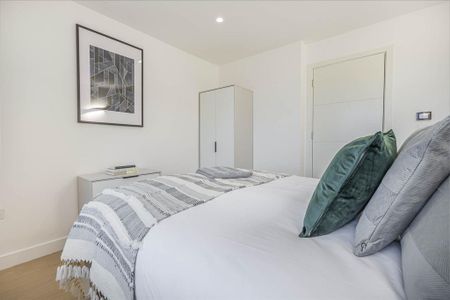 Studio to rent - Photo 5