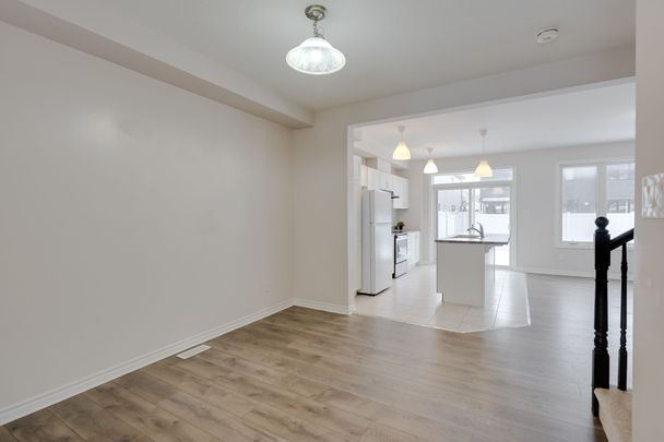 For Lease - 522 Cope Drive, Kanata, Ontario - Photo 1