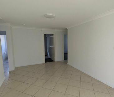 62 Oriole Street, Glenmore Park NSW - Photo 2
