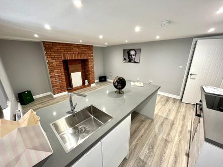 2 bedroom apartment to rent - Photo 3