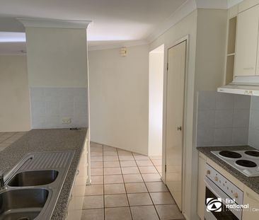 FAMILY HOME IN GREAT LOCATION! - Photo 5