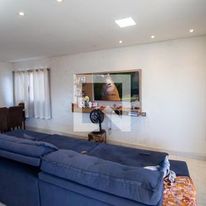 Casa para alugar com 600m², 3 quartos e 2 vagas - Foto 1