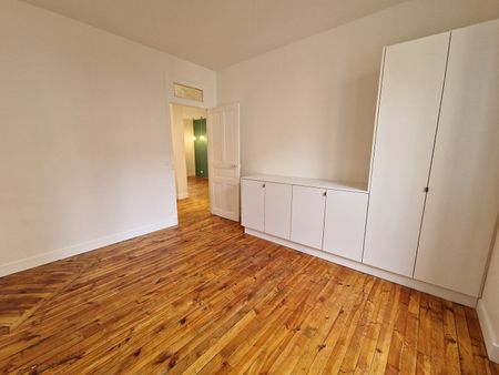 Apartment - Photo 2