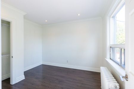 For Lease - 253 Lakeshore Road Unit# B, Mississauga, Ontario - Photo 2