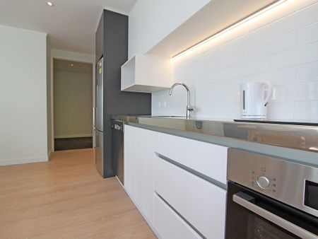 Beautiful Furnished Two Bedroom in Sugar Tree - Photo 4