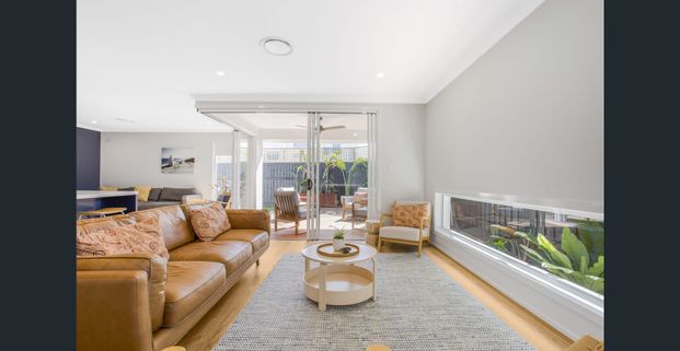 Fully Furnished Coastal Dream in Award Winning Estate! 7 month lease available!! - Photo 1