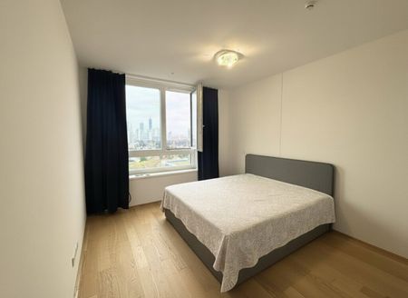 U1 U-Bahn-Station KAGRAN I Loggia I Rooftop POOL I Fitnessraum & Sauna I VIENNA TWENTYTWO Living - Photo 3