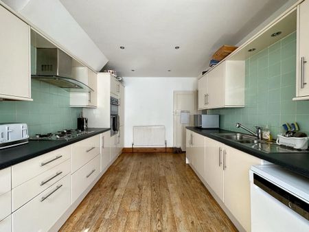 Robin Hood Road - Photo 3