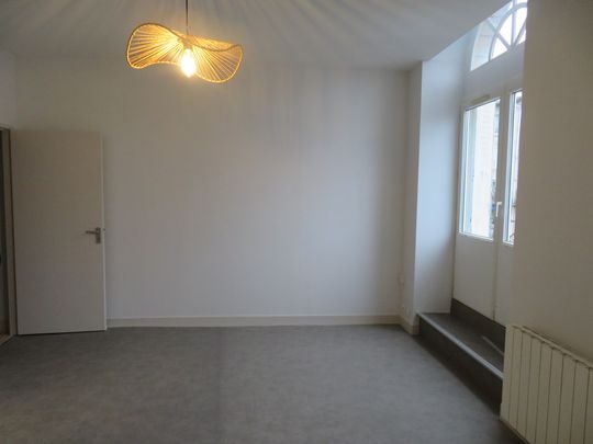 Location Appartement 4 pièces 86m² BELLAC 87300 - Photo 1