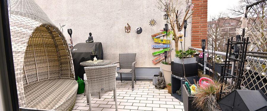 Ohligs. 3-Zimmer-Maisonette-Wohnung mit Balkon in Bahnhofsnähe. - Photo 1