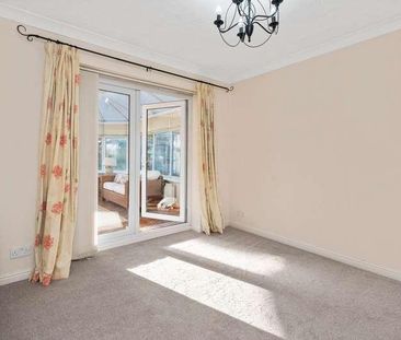 Whitchurch Close, Padgate, WA1 - Photo 2