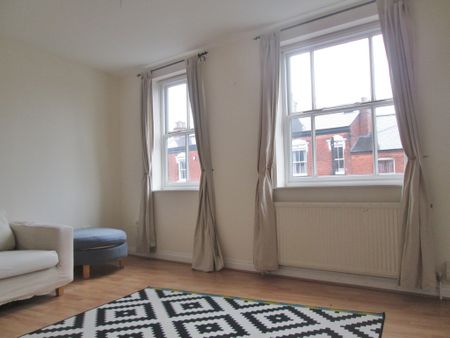 £1,095 - References Pending - Photo 3