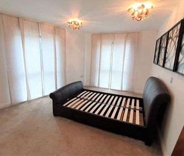 Royal Engineers Way, Mill Hill, NW7 - Photo 4