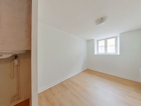 Location Appartement 4 pièces 85m² POITIERS 86000 - Photo 3