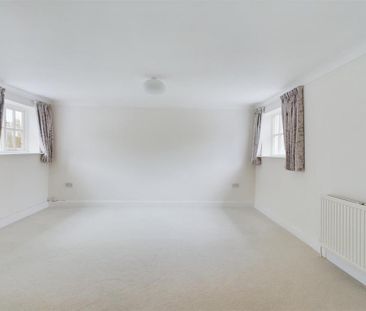 2 bedroom end of terrace house to rent - Photo 6