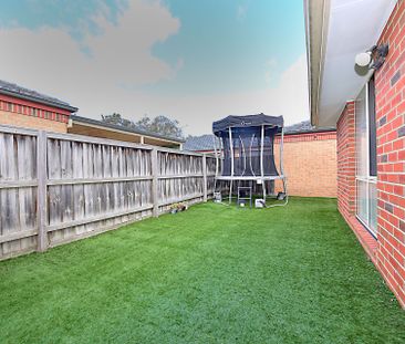 14 Kingsland Close, Dingley Village VIC 3172 - House For Rent | Domain - Photo 6
