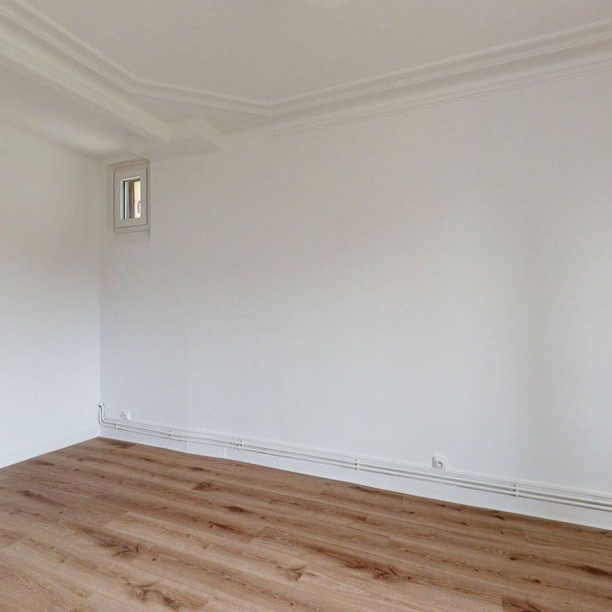 Location Appartement 3 pièces 42m² - Photo 1