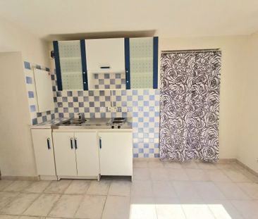 Location Appartement 2 pièces 21 m2 à Draguignan - Photo 2