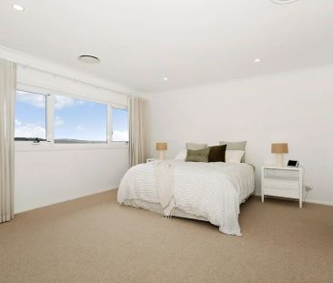 35 Hopwood Close, - Photo 5