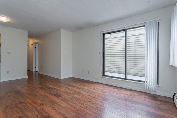Acacia Grove Apartments - Photo 1