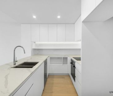 Two bedroom beachside apartment in the heart of Palm Beach! - Photo 5