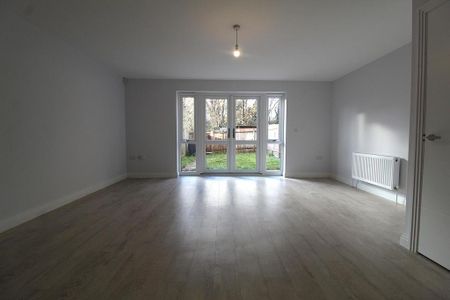 3 bedroom terraced house to rent - Photo 5