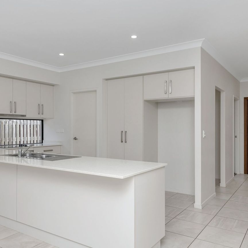 91 Sunhaven Boulevard, 4818, Burdell Qld - Photo 1