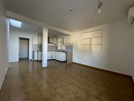 Location Appartement 2 pièces 47m² AUBAGNE 13400 - Photo 5