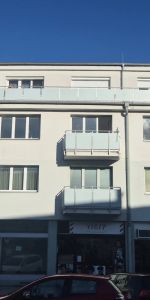 Mitten im Zentrum - helle, moderne Wohnung mit BALKON - Erstbezug nach Sanierung - Photo 3