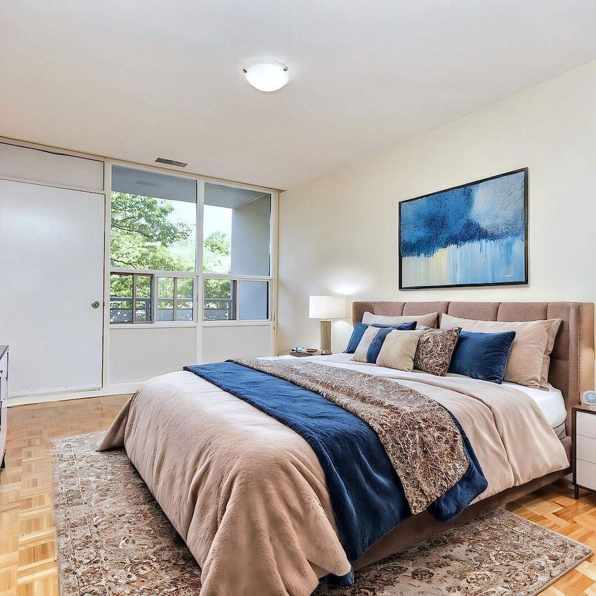 Champlain Towers - Photo 1