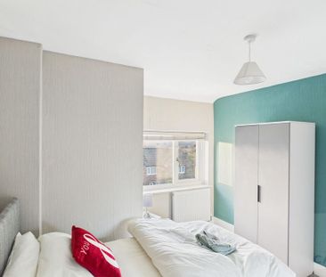 4 bedroom house of multiple occupation to rent - Photo 4