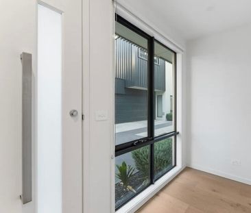 Mordialloc - Photo 2