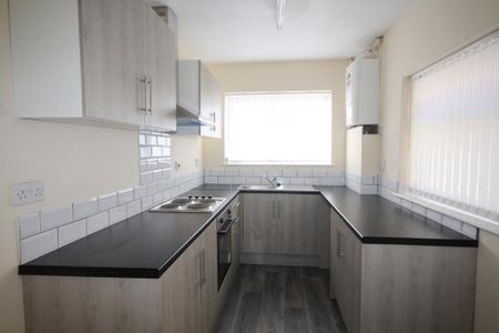 2 bedroom terraced house to rent - Photo 5