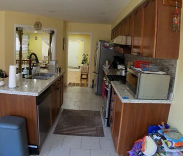 For Lease - 3822 Spicewood Way, Mississauga, Ontario - Photo 3