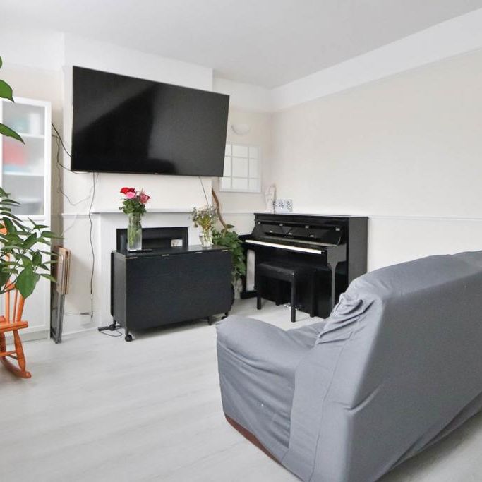 2 bedroom maisonette to rent - Photo 1