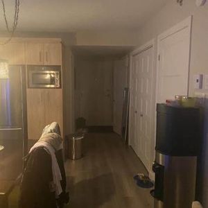 Beau et spacieux 2 et demi - Photo 2