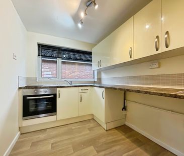 2 bedroom Detached Bungalow to let - Photo 5