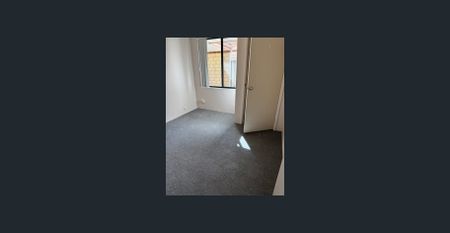 Gated Estate Living - Photo 4